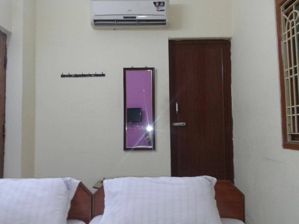 Noble Residency Hotel Tirupati Exterior photo
